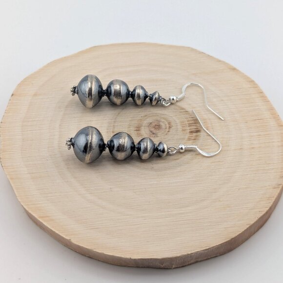 Navajo Pearls Graduated Sterling Silver Dangle Earrings Saucer Beaded Jewelry ** - Picture 10 of 10